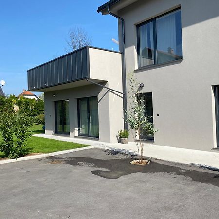 Apartments Lily リュブリャナ エクステリア 写真