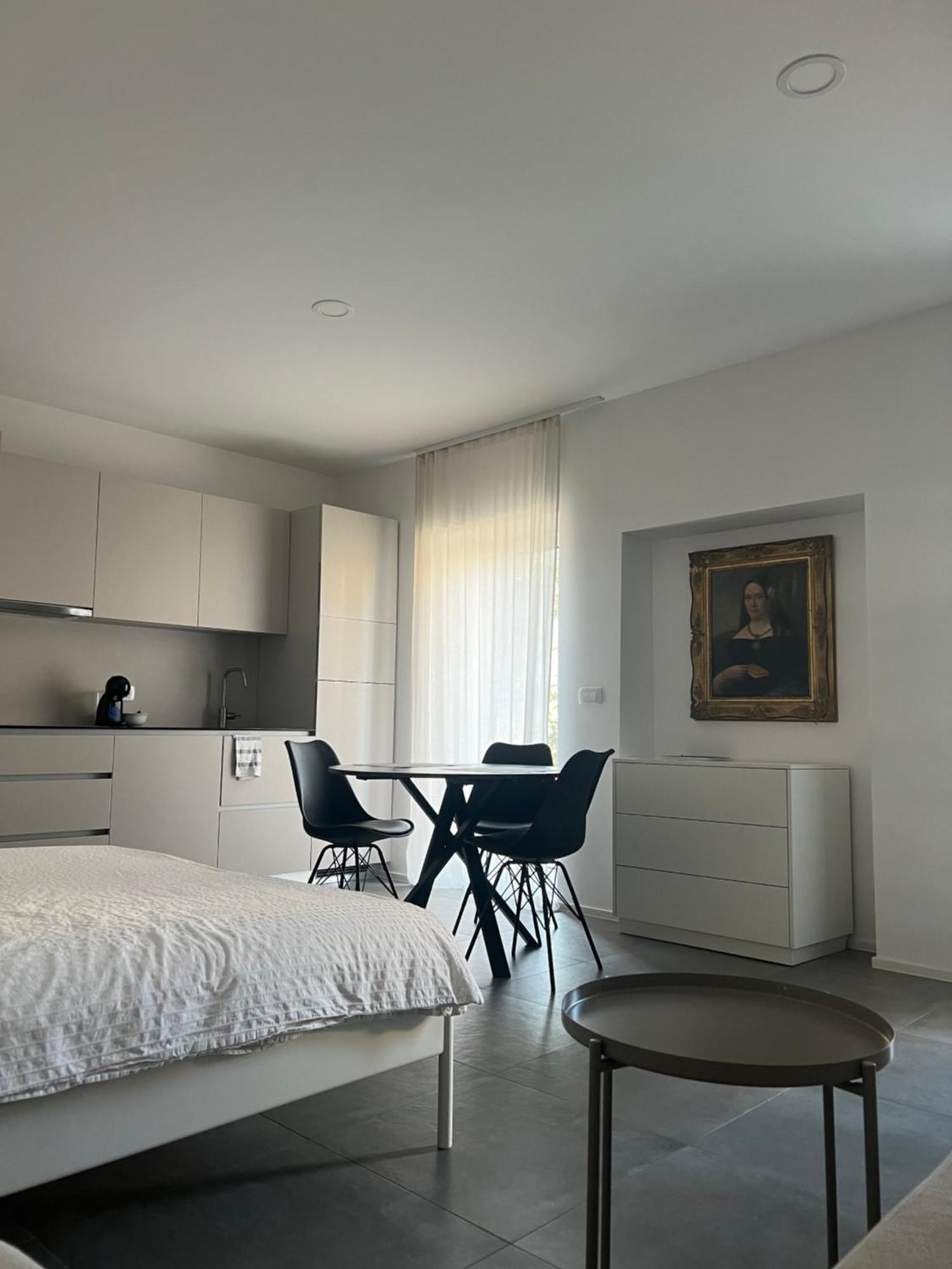 Apartments Lily リュブリャナ エクステリア 写真